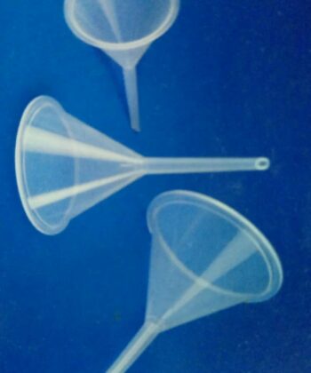 LPW-37 ANALYTICAL FUNNEL PLASTIC