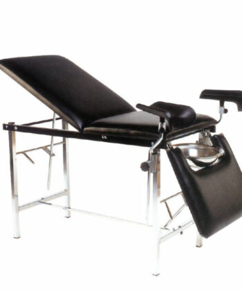 HF-157 GYNE DELIVERY TABLE (THREE SECTIONS)