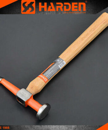 GT06 GEOLOGICAL HAMMER, Forge hardened steel with wooden handle