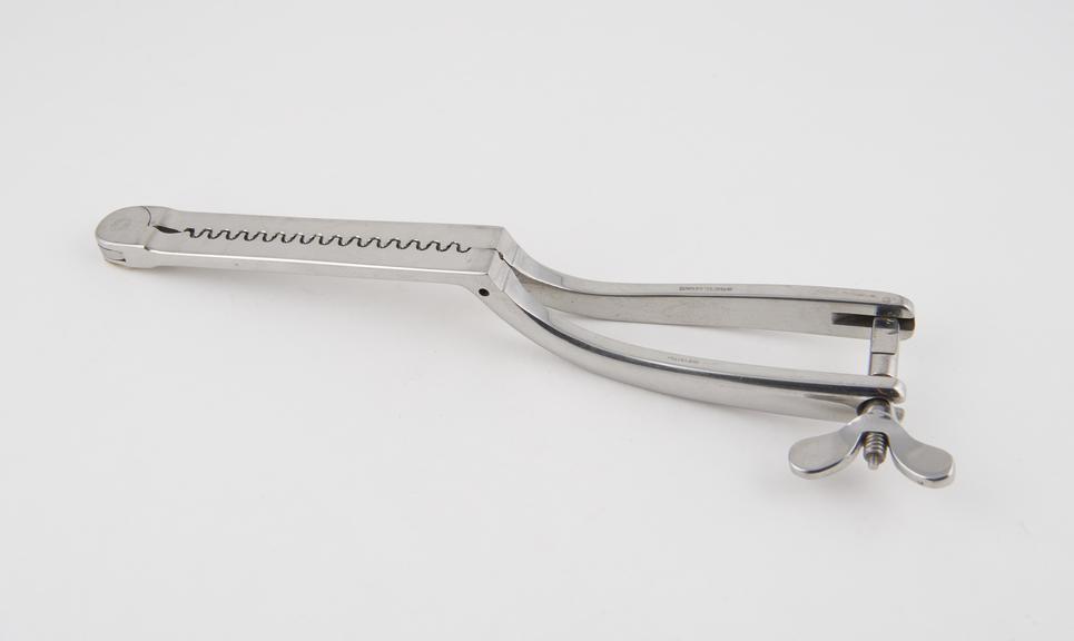 HSI-979 FURNISS INTESTINAL ANASTOMOSIS CLAMP HSI-979 FURNISS INTESTINAL ANASTOMOSIS CLAMP